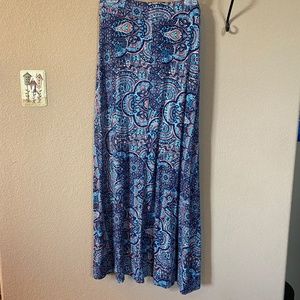 Maxi skirt